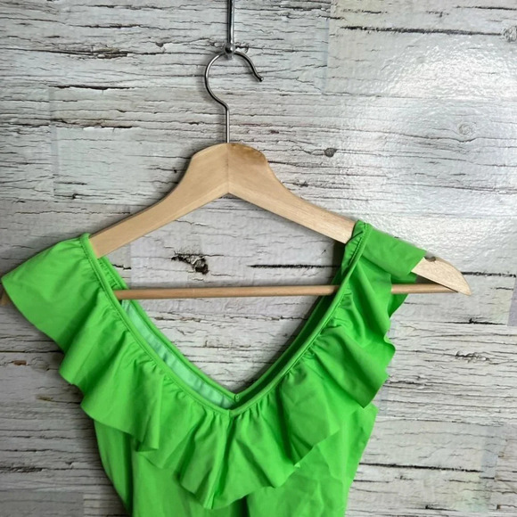 Aritzia  wilfred free green bodysuit size xs ruffle - Picture 5 of 9